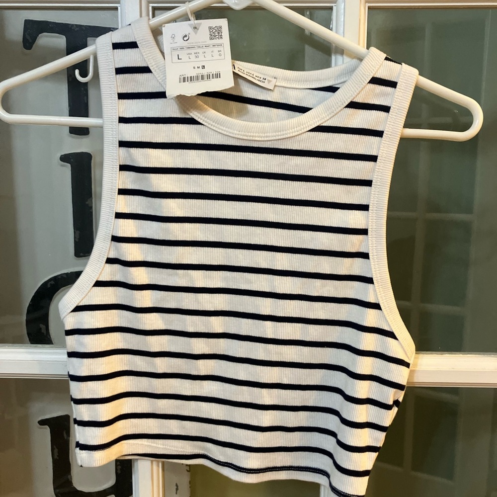Striped Sleeveless Crop Top